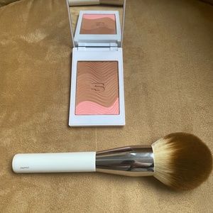 LA MER Powder Brush and BONUS INCLUDED!! Sisley Photo Glow Powder